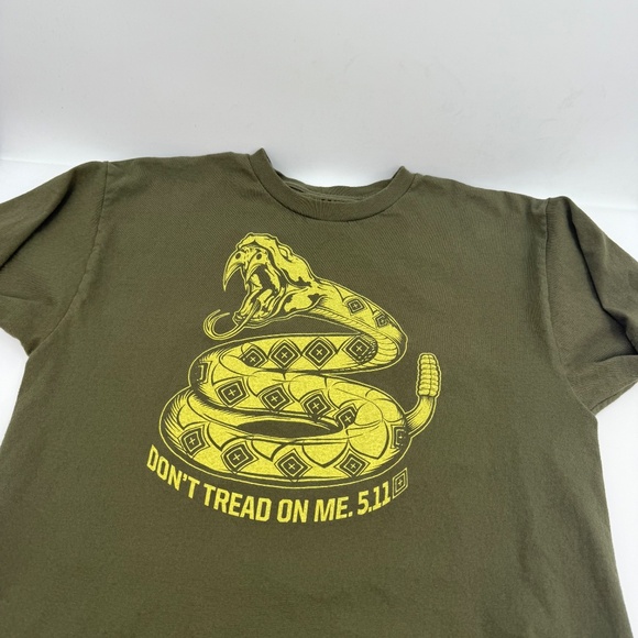 5.11 Tactical T Shirt Men Medium Green Short Sleeve Crew Neck Snake Graphic - Picture 3 of 8